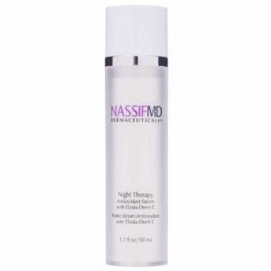 Bilde av Dr. Nassif Night Therapy Serum i elegant emballasje, perfekt for å forbedre nattlig hudpleierutine